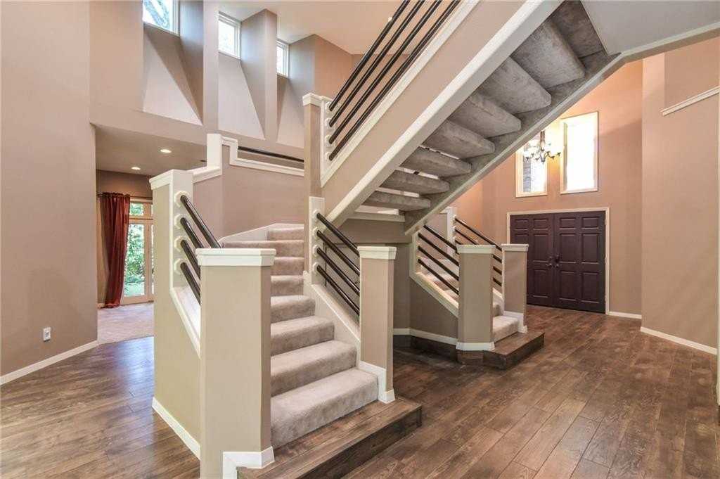 1113 Shady Oaks Cir - Photo 5 of 32