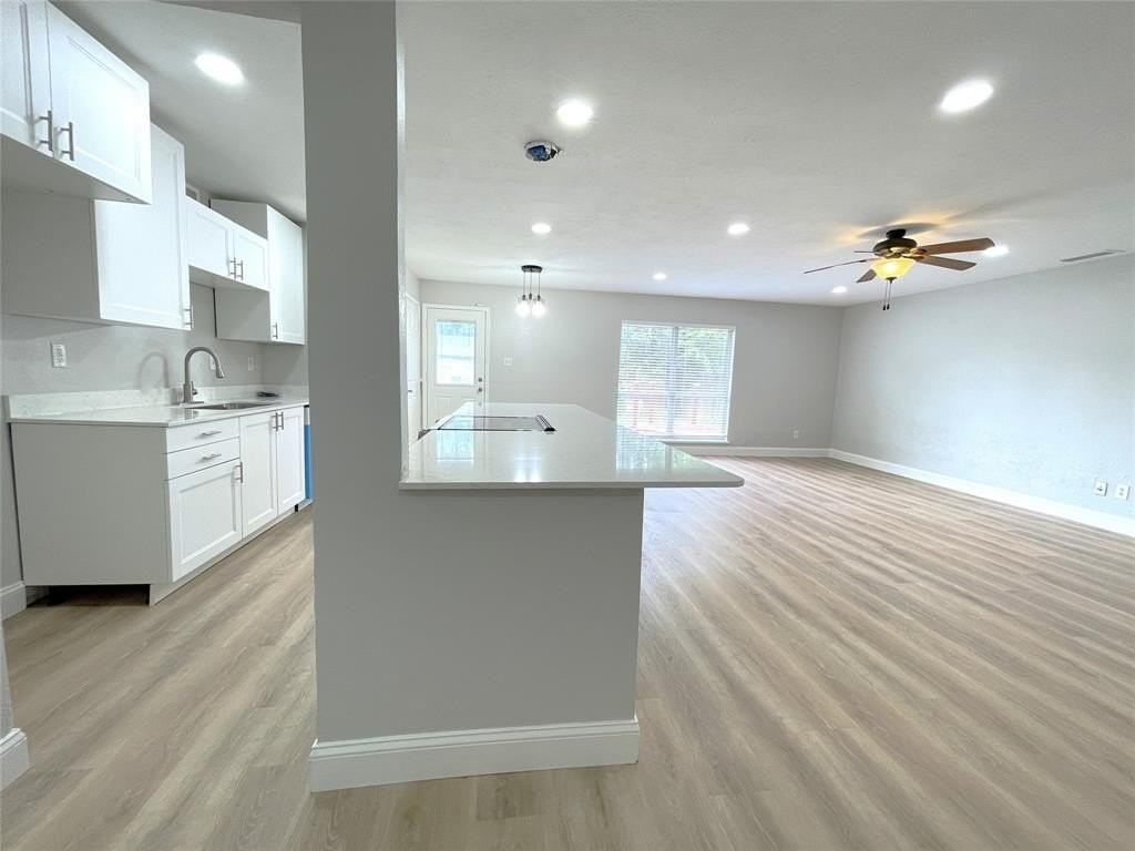 5300 Slay Dr - Photo 3 of 19