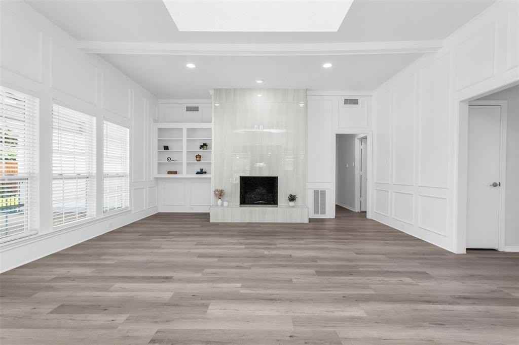 7233 Rustic Valley Dr - Photo 2 of 21