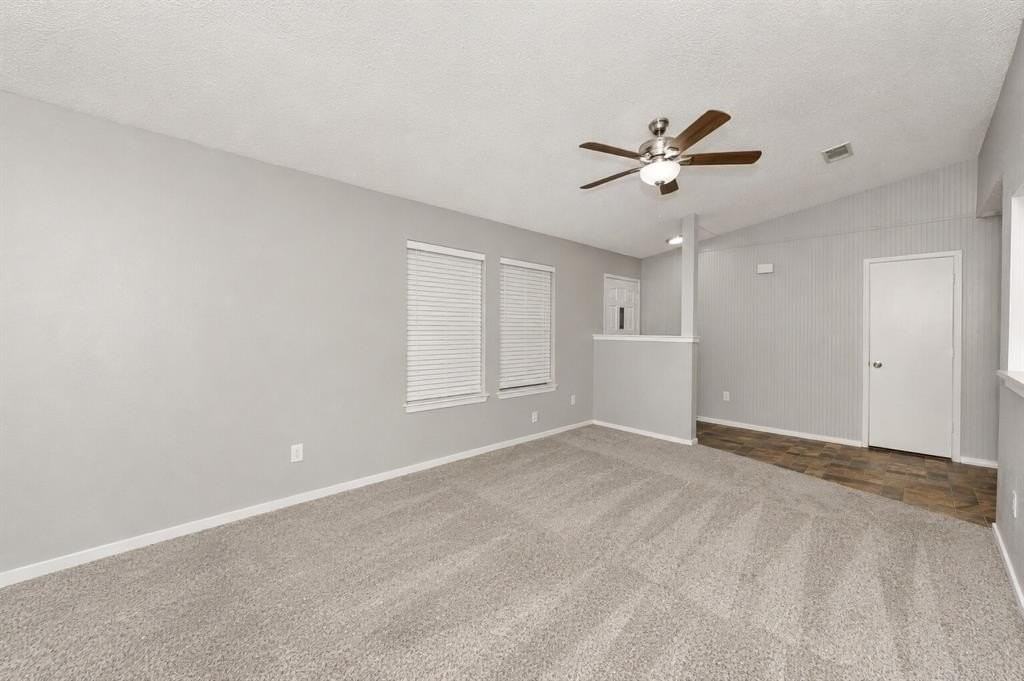 836 Hollow Creek Rd - Photo 6 of 29