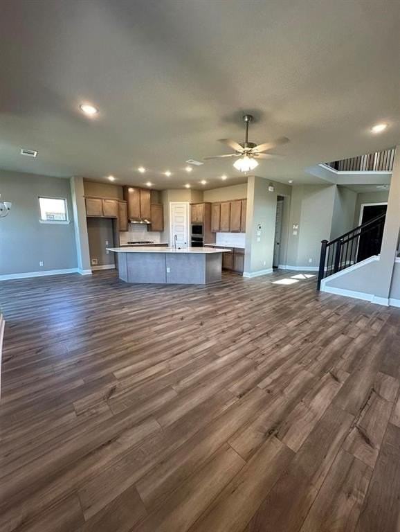 2525 Four Roses Dr - Photo 5 of 19