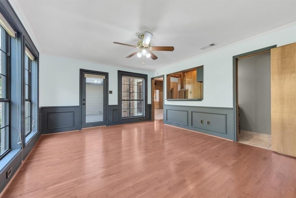 543 Indian Creek Dr - Photo 5 of 28