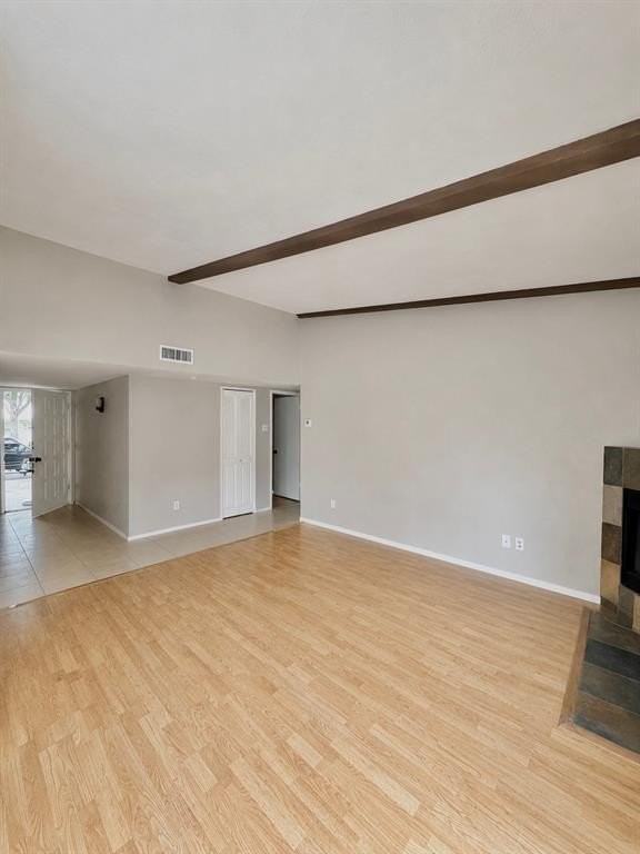 1409 Glacier Dr - Photo 3 of 15