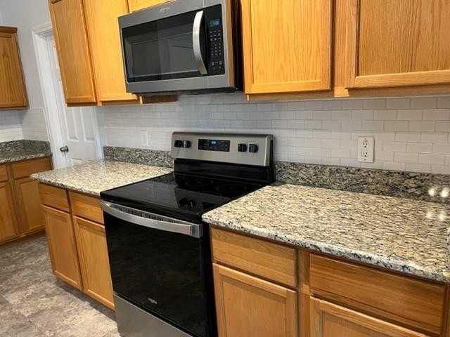 1004 Trickham Dr - Photo 7 of 28