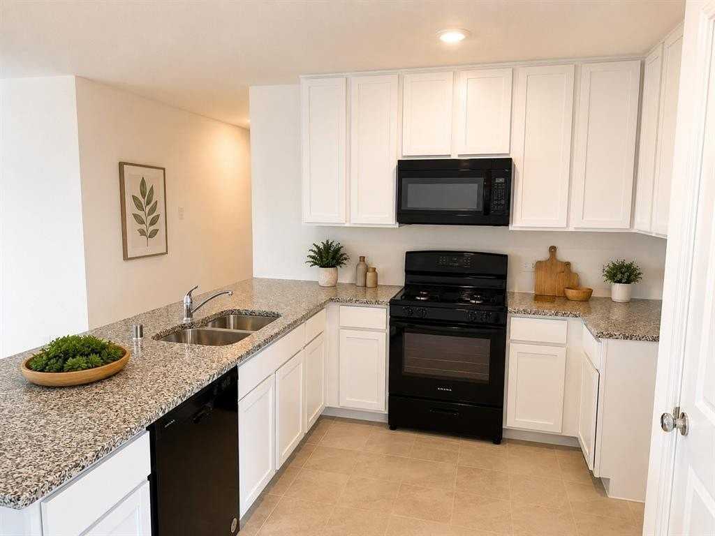 1569 Forge Pond Ln - Photo 3 of 8