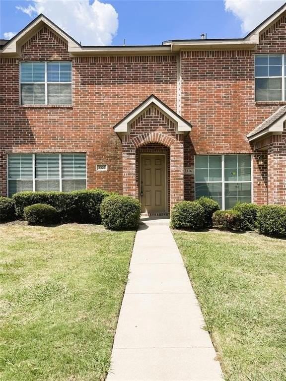 2320 Calendar Ct - Photo 2 of 19