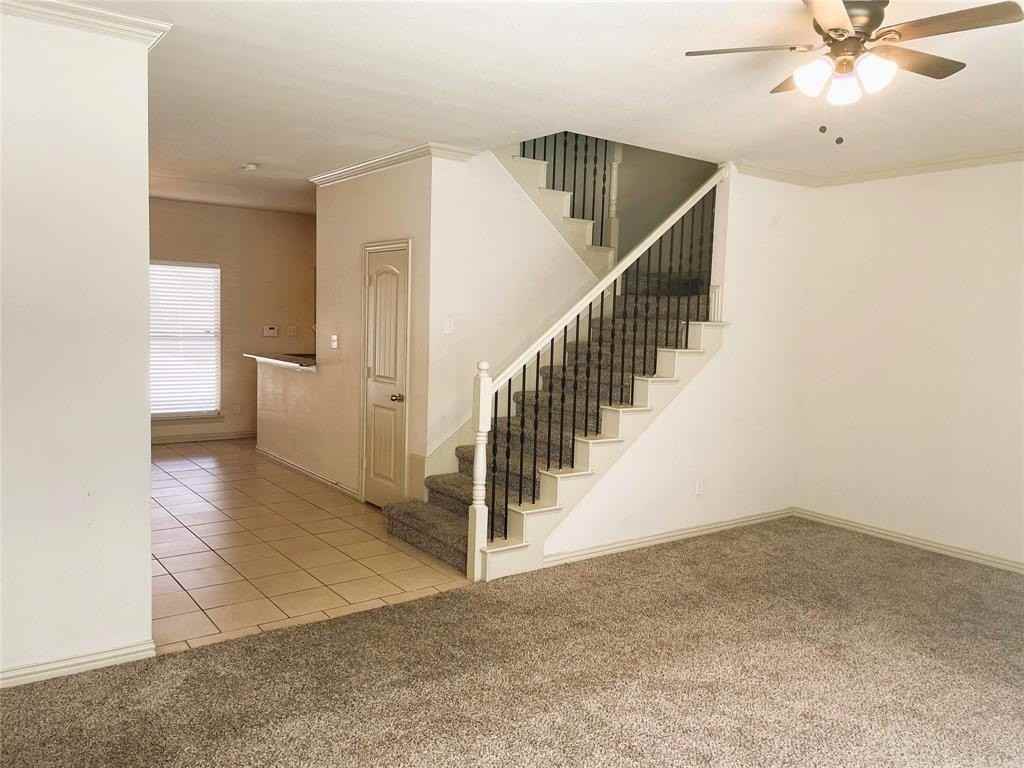 2320 Calendar Ct - Photo 4 of 19