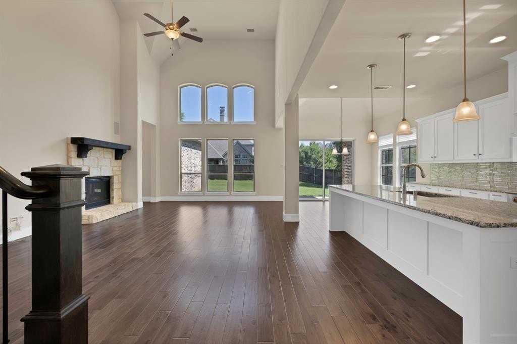 2600 Fairhill Ln - Photo 3 of 35