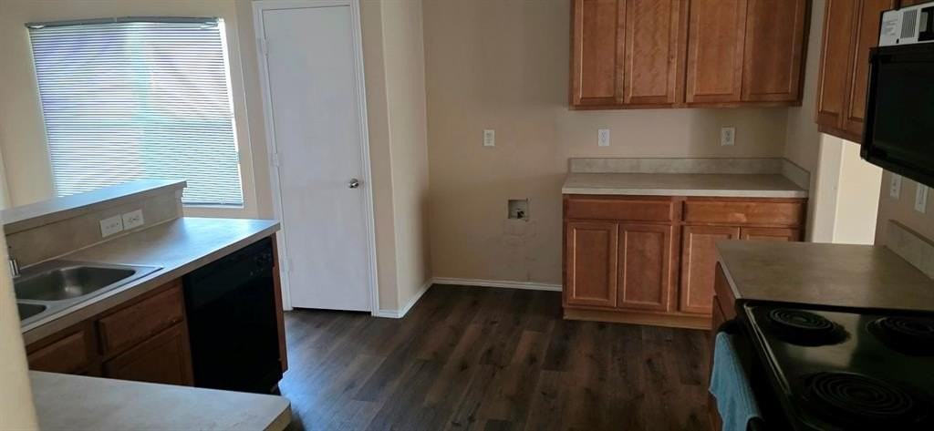 104 Idlewheat Ln - Photo 3 of 9