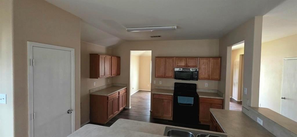 104 Idlewheat Ln - Photo 6 of 9
