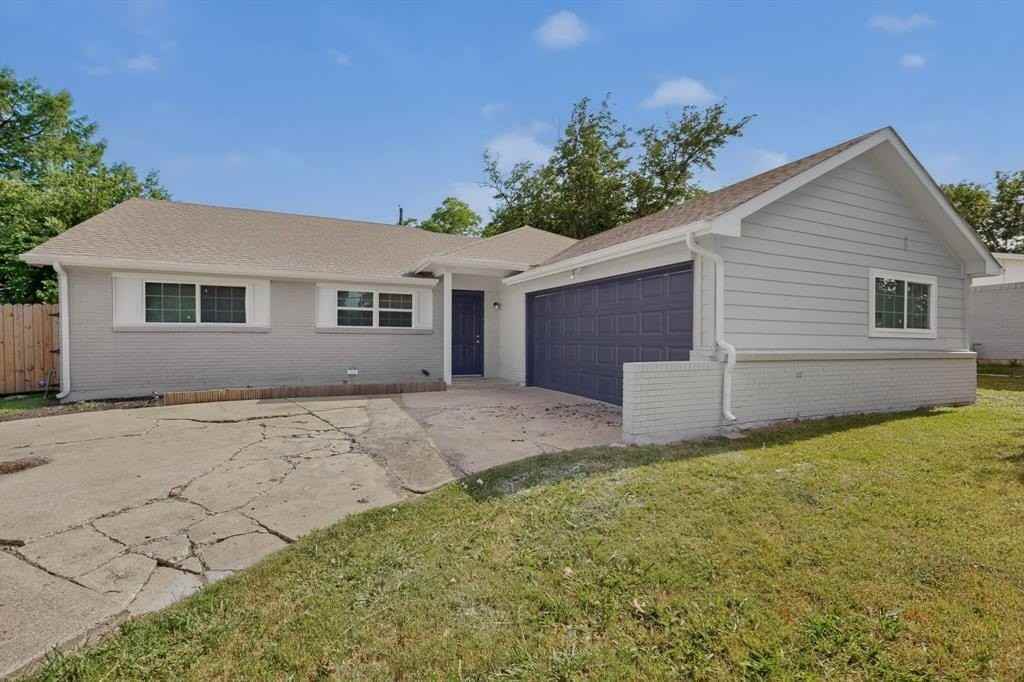 2508 Skylark Dr - Photo 2 of 40