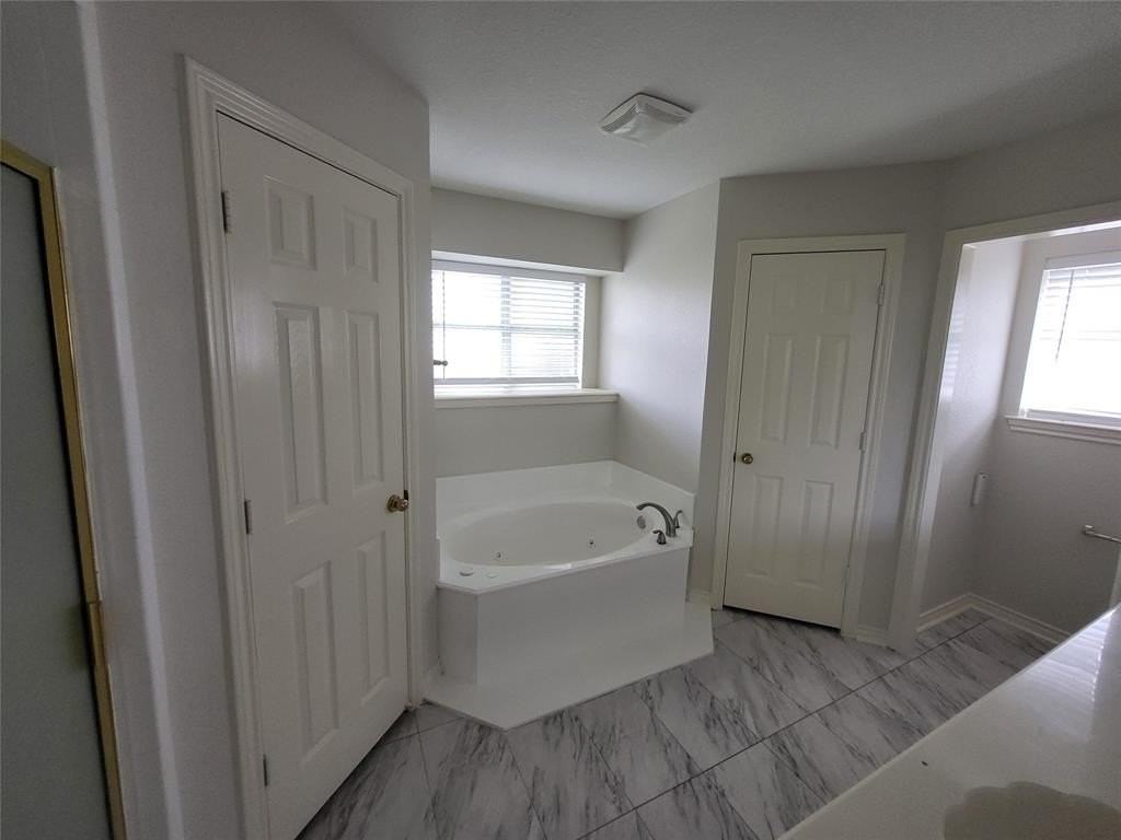 1109 Westgrove Dr - Photo 7 of 15