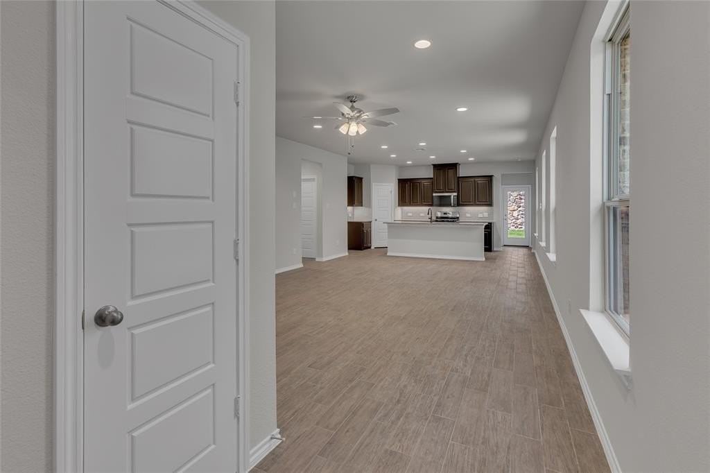 1729 Hazer Ln - Photo 3 of 23