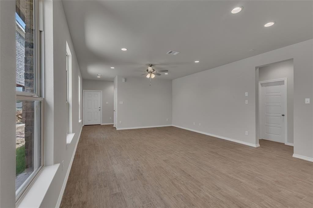 1729 Hazer Ln - Photo 4 of 23