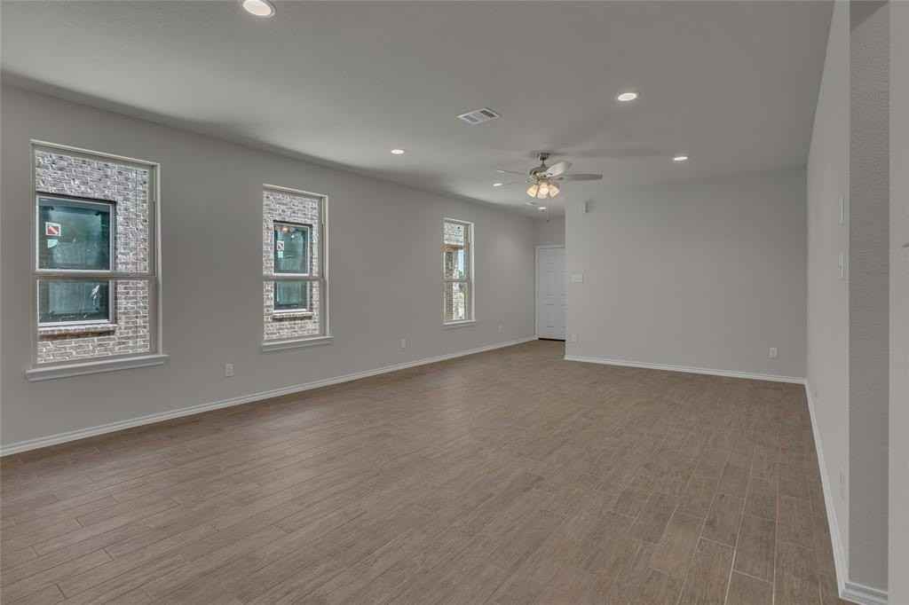 1729 Hazer Ln - Photo 5 of 23