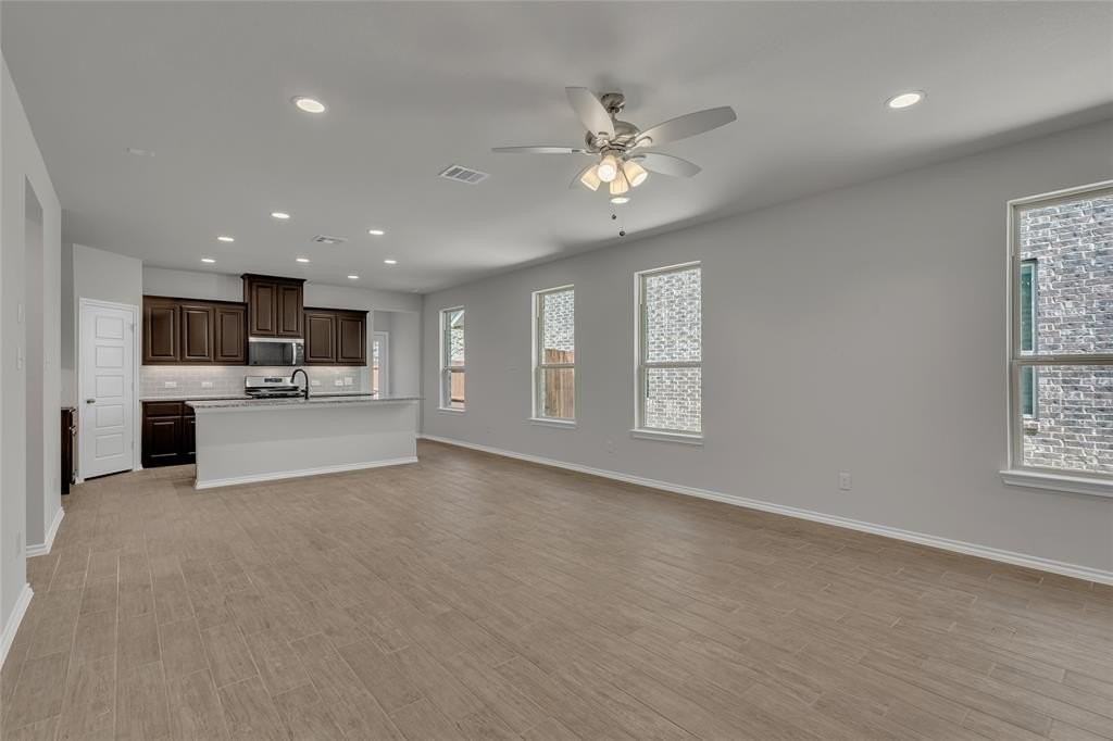 1729 Hazer Ln - Photo 6 of 23