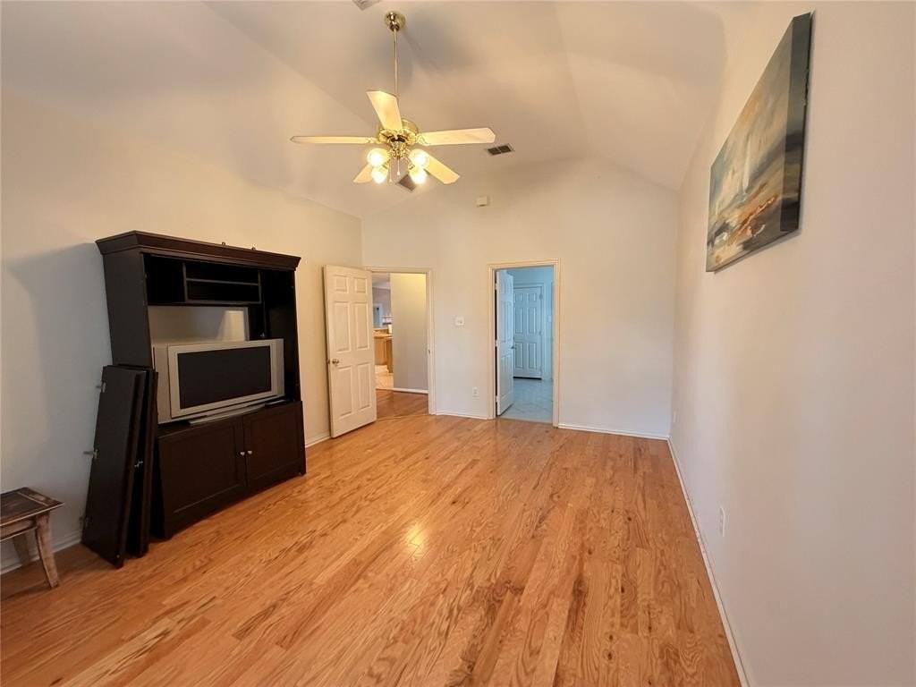 120 Stonecreek Dr - Photo 5 of 28