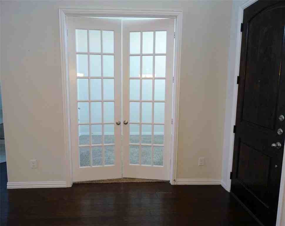 5608 Broadgreen Rd - Photo 4 of 22