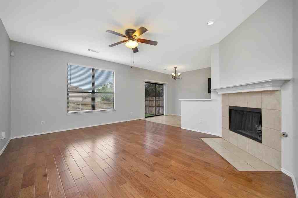 4144 Capstone Dr - Photo 3 of 27