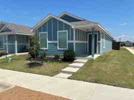 featured image of 206 Sunflower St