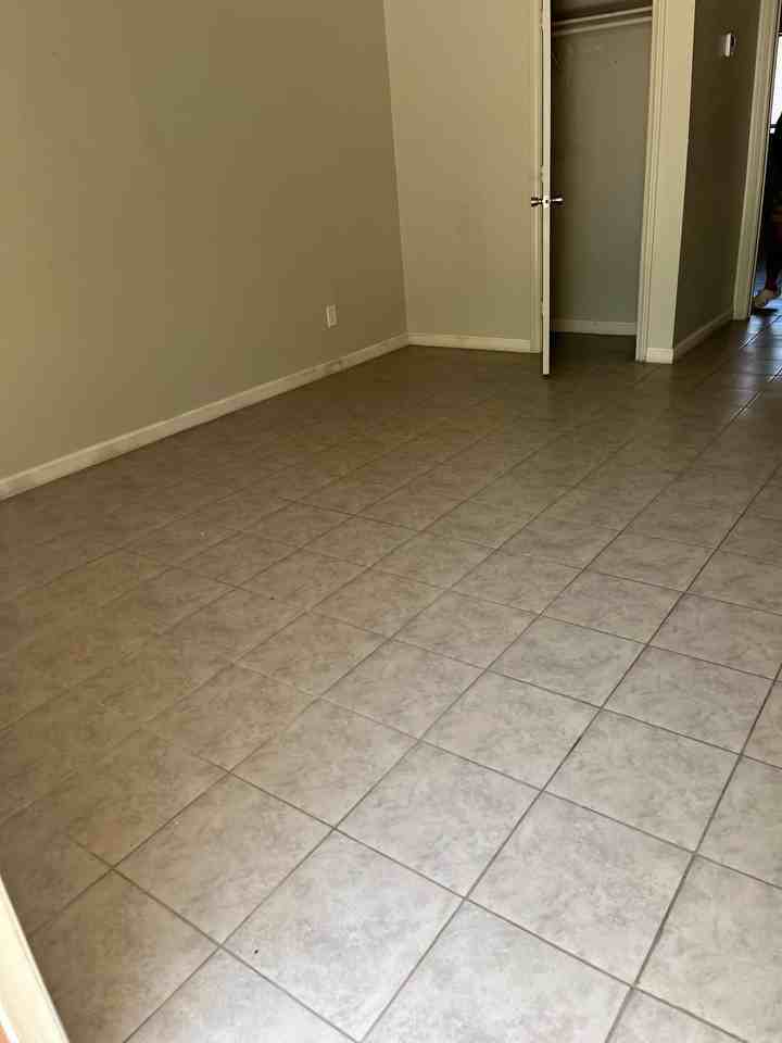 129 C St #C - Photo 3 of 7