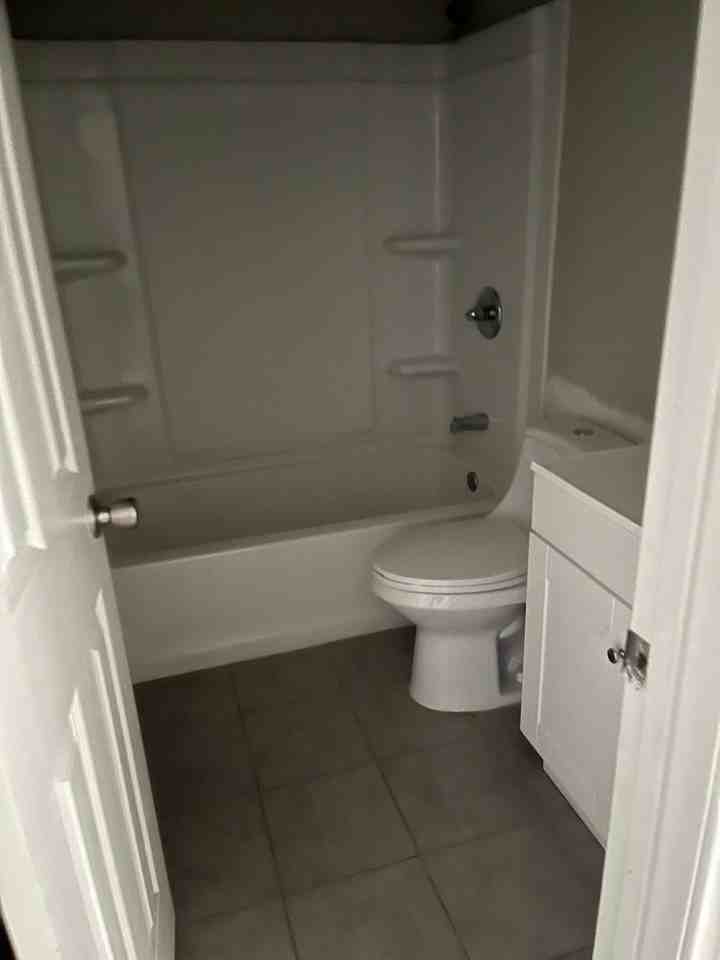 129 C St #C - Photo 7 of 7