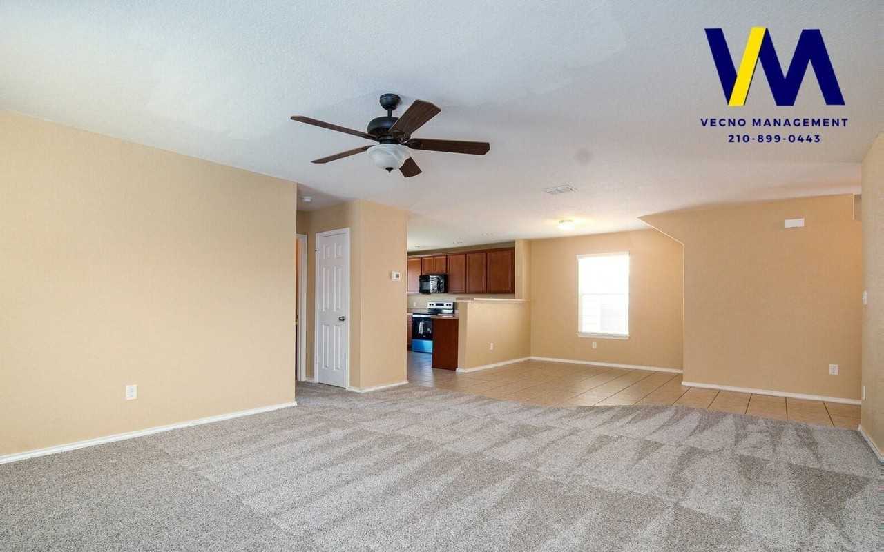 437 Auburn Park - Photo 4 of 23