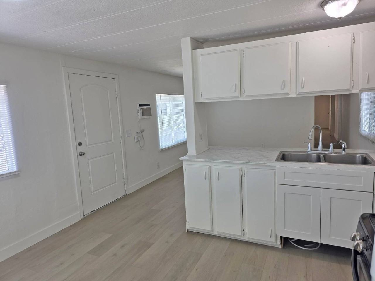 515 River Rd #17 - Photo 2 of 9