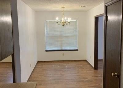 201 Barrett Pl - Photo 4 of 16