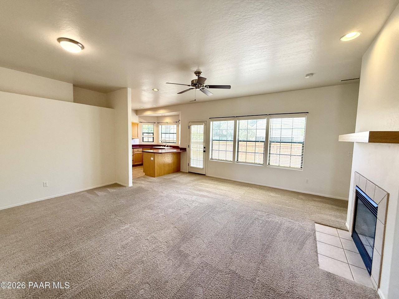 1210 Gardenia Ln - Photo 3 of 16