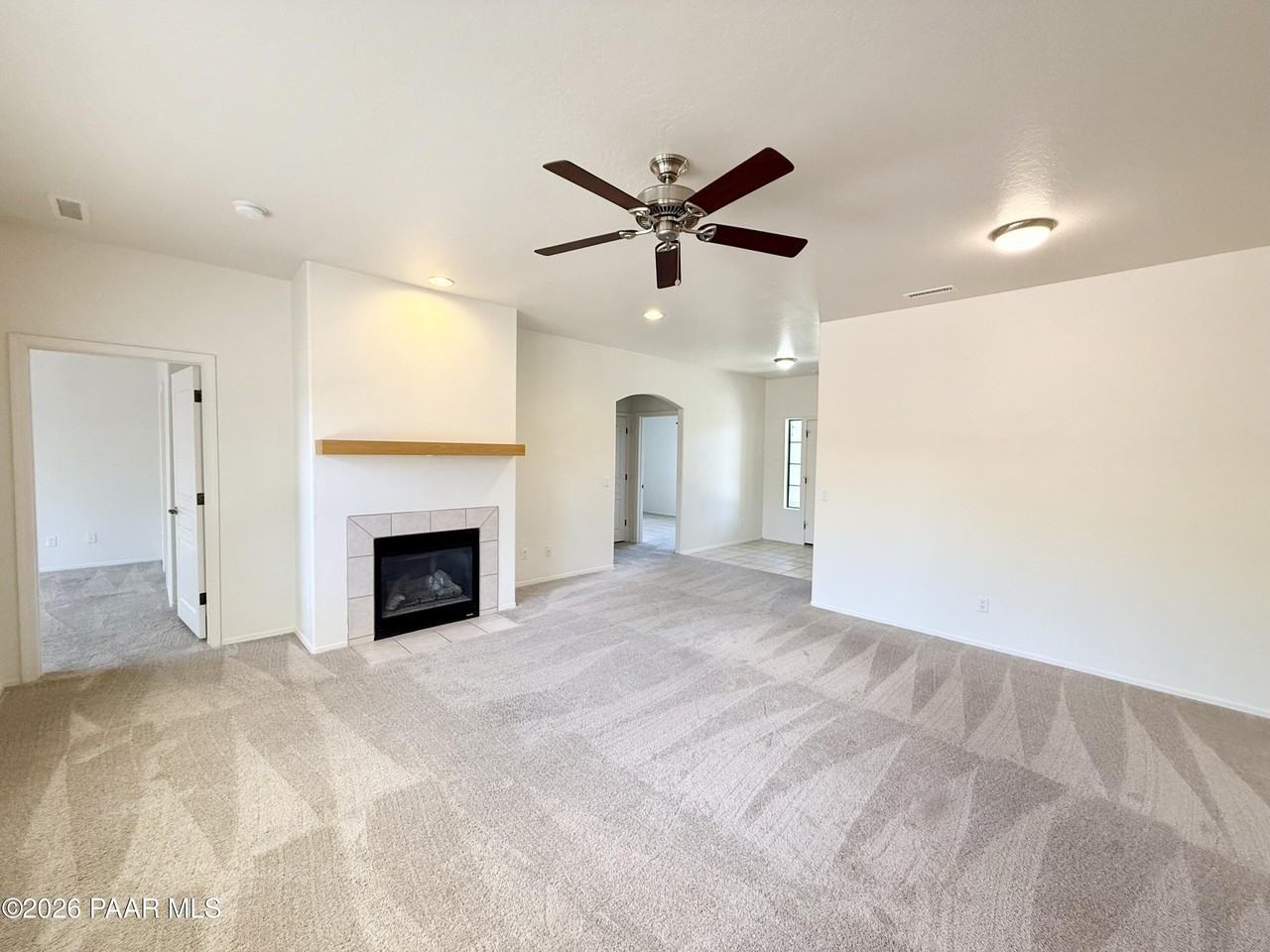 1210 Gardenia Ln - Photo 4 of 16