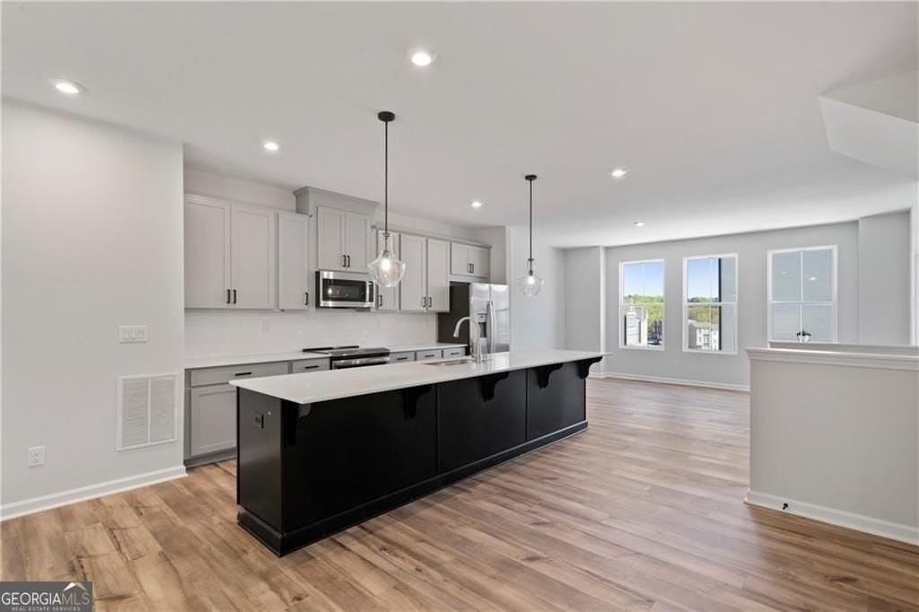 2676 Creek View Ter Nw - Photo 3 of 31