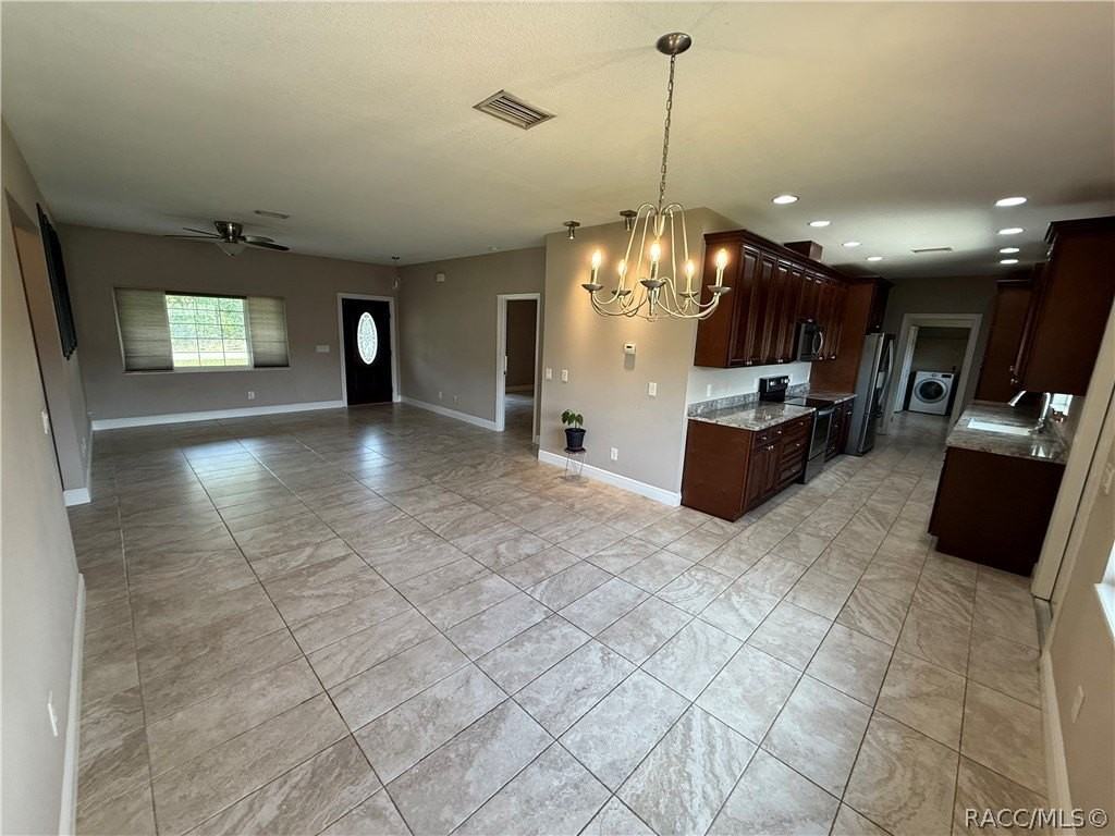 3047 W Kirkwood Pl - Photo 6 of 35