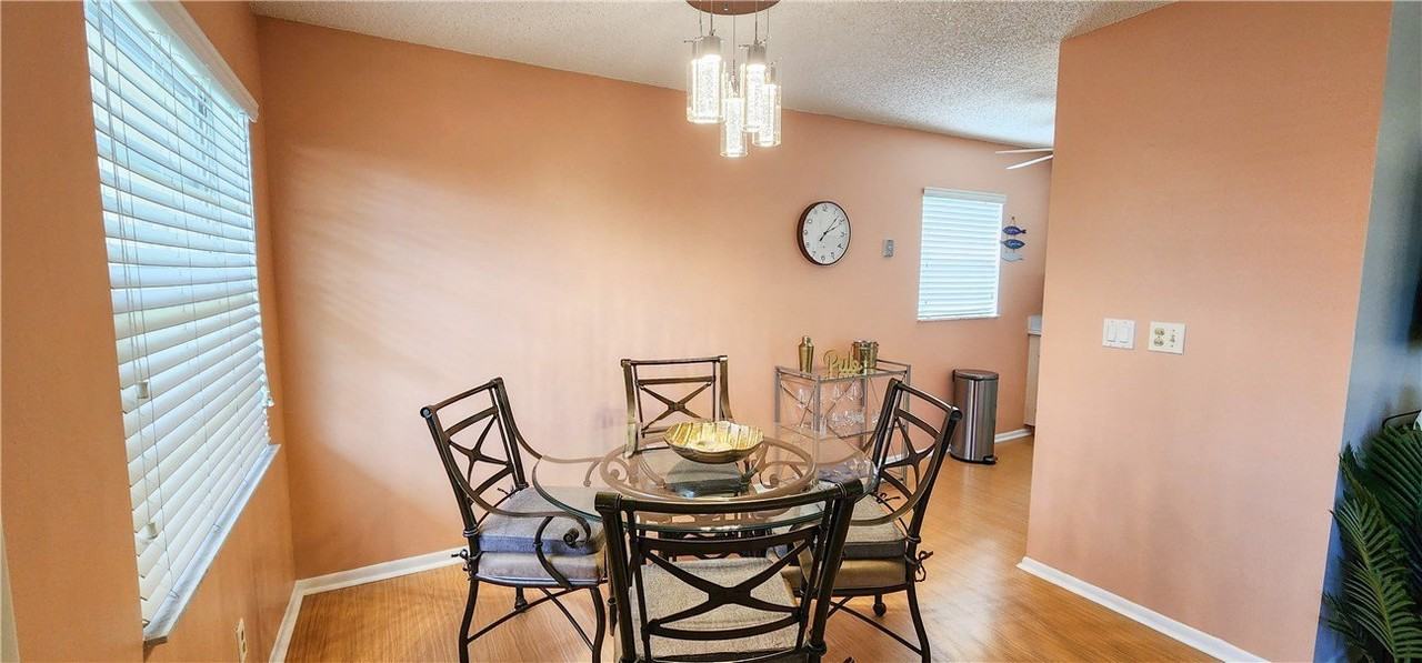 95 Spring Lake Dr #103 - Photo 3 of 16