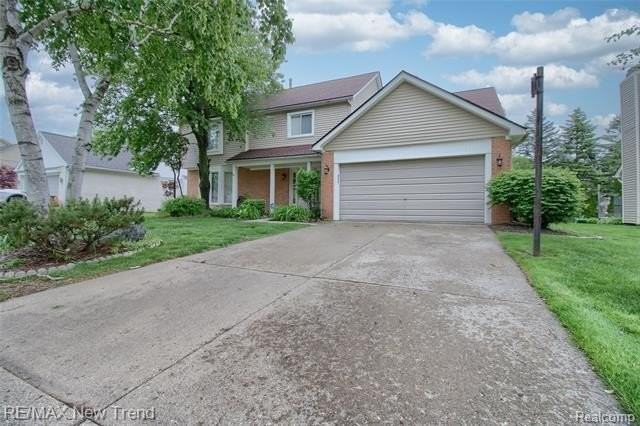 24498 Redwing Dr - Photo 3 of 35