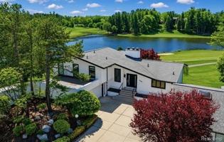 featured image of 1762 Saint Johns Ct