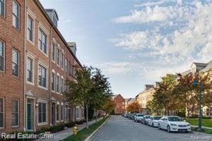 featured image of 536 Graten St