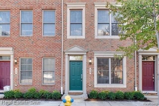 536 Graten St - Photo 3 of 17