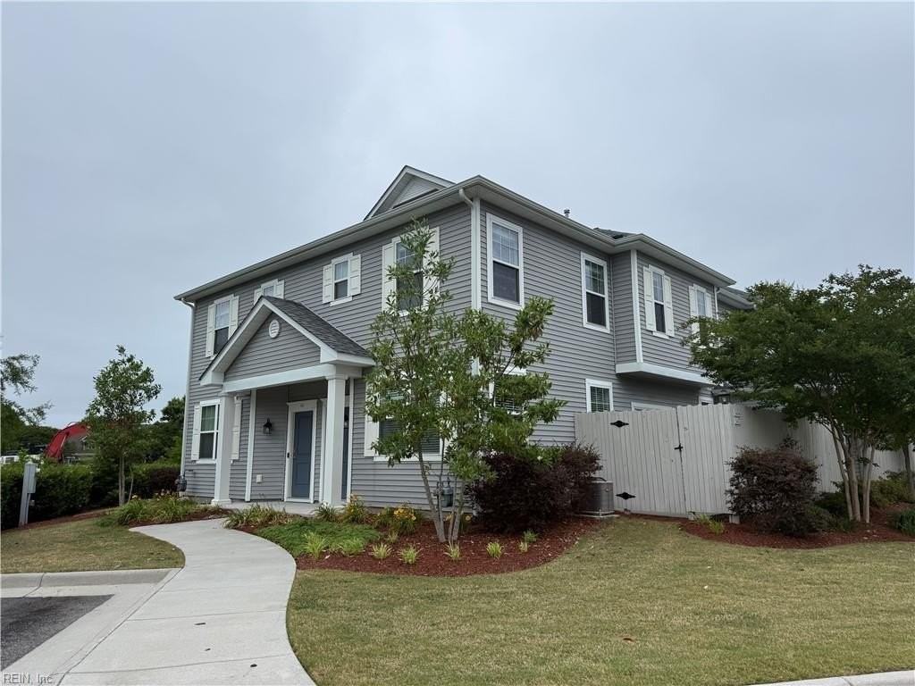 1402 Poules Ln - Photo 2 of 4