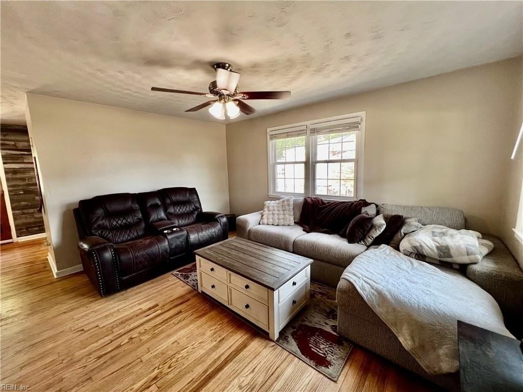 1114 Woodland Terrace Dr - Photo 5 of 25