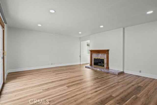 5952 Par Cir - Photo 2 of 8