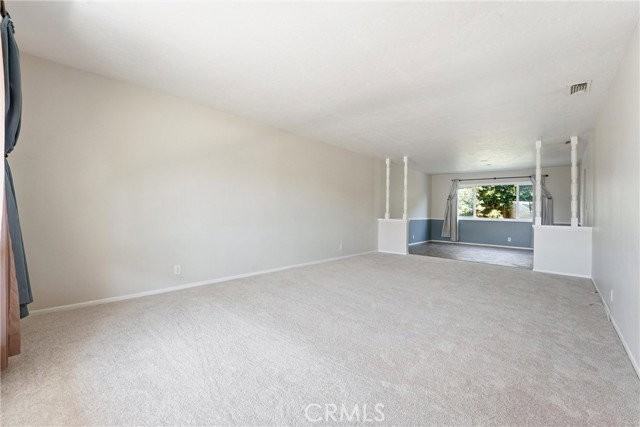 1163 N Lincoln St - Photo 5 of 8