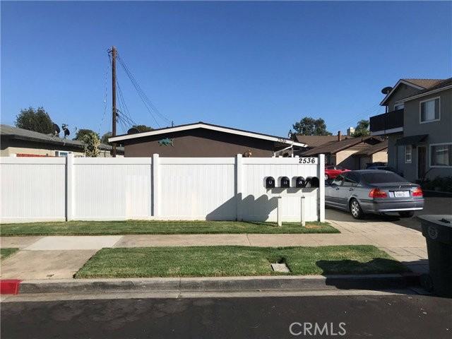 2536 Orange Ave #F - Photo 4 of 8