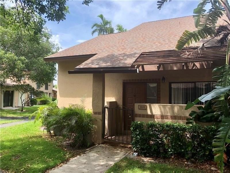 3605 Nw 21st Ct