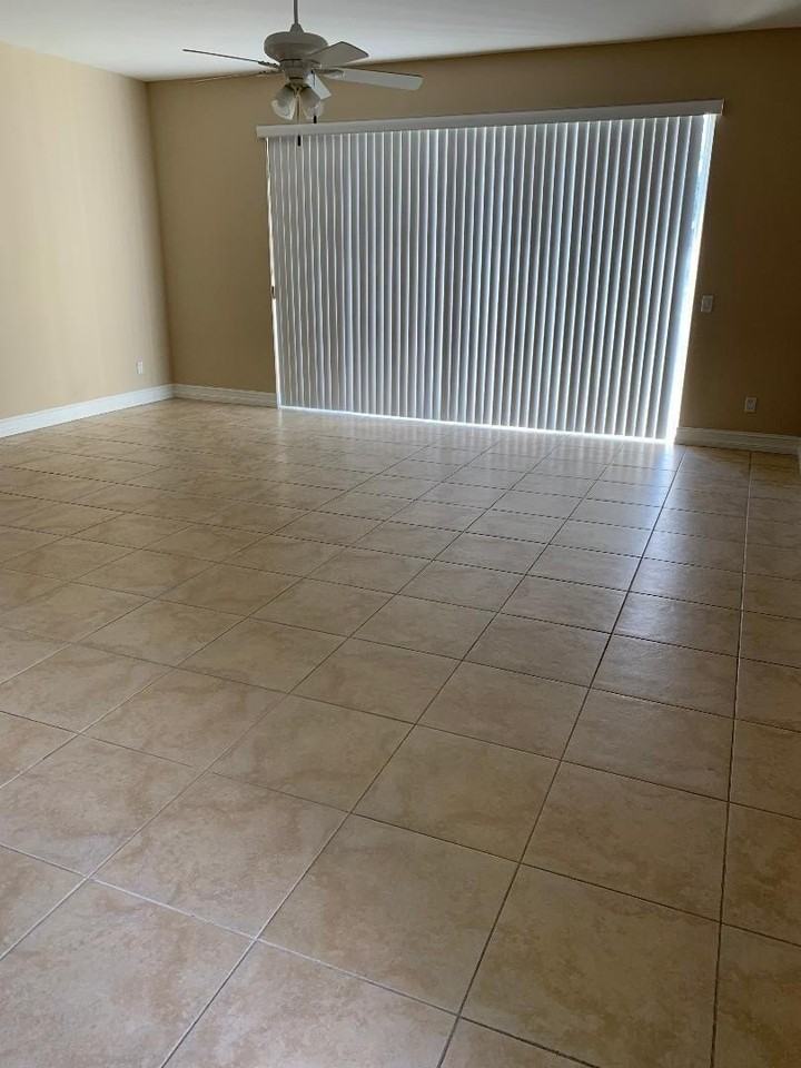 1176 Pinewood Lake Ct - Photo 2 of 19