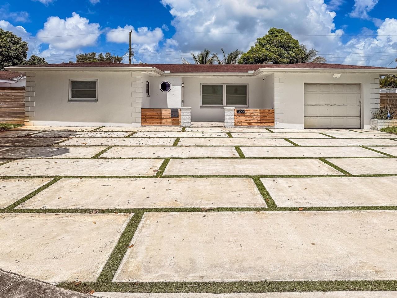 1200 Nw 76th Ave - Photo 2 of 29