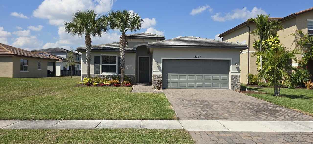 12737 Nw Milestone Pl - Photo 2 of 26