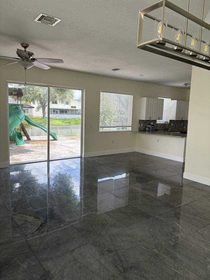 9860 Nw 20th Ct - Photo 4 of 17