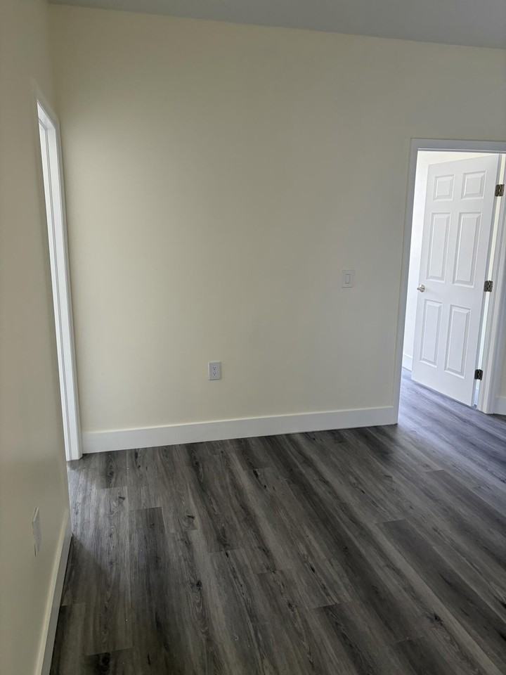 9860 Nw 20th Ct - Photo 6 of 17