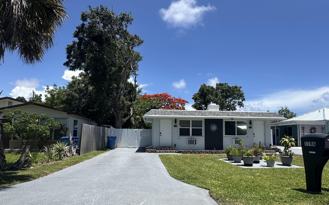 119 Sunrise Ave #A - Photo 1 of 1